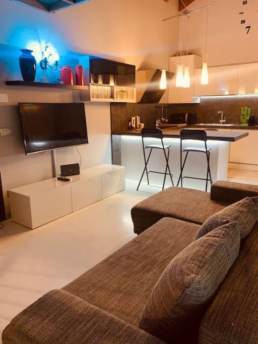 Apartamento Benvenuti In Casa Peluca! Mestre Exterior foto